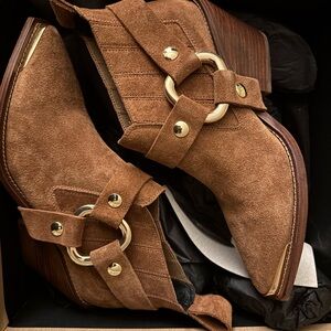 Zadig & Voltaire Tan Suede Ankle Boots